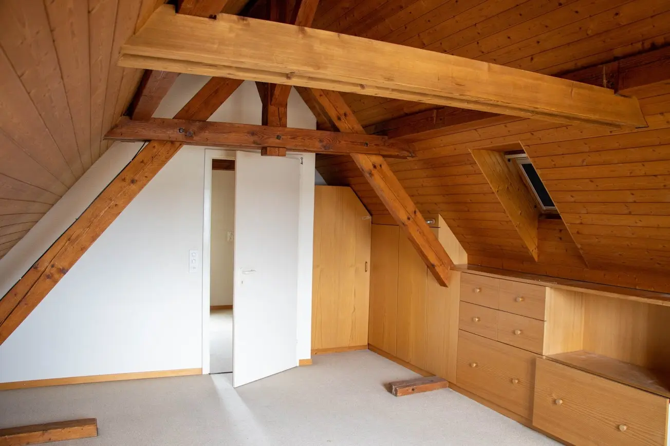 Swiss Renovation - Maler-Arbeit-Lakierung