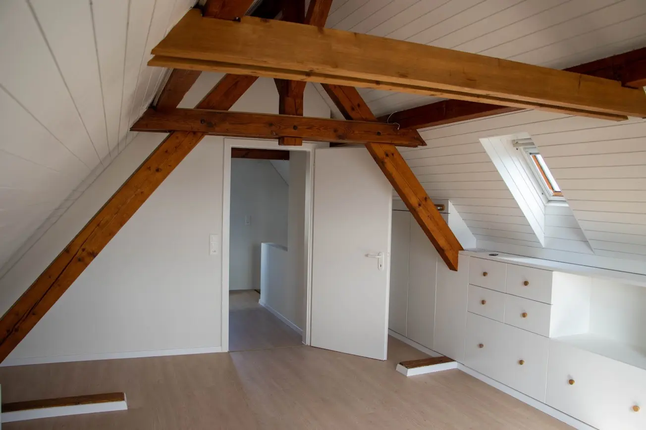 Swiss Renovation - Maler-Arbeit-Lakierung